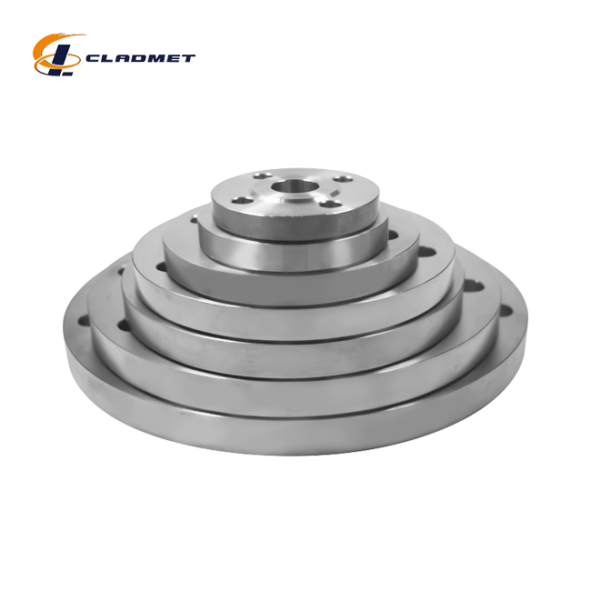 Clad flange Clad flange